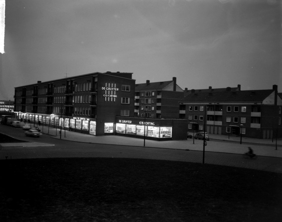 Winkel De Gruijter aan de Johan Huizingalaan 176 te Amsterdam, Bestanddeelnr 916-1036