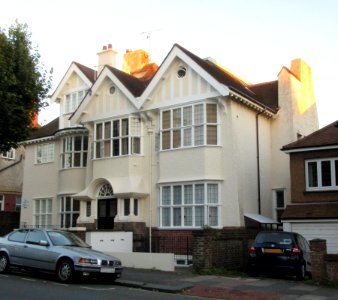 Windlesham Mansions, 12 Davigdor Road, Hove (August 2016)