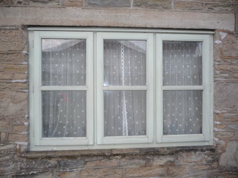Windows in Hay-on-Wye 05