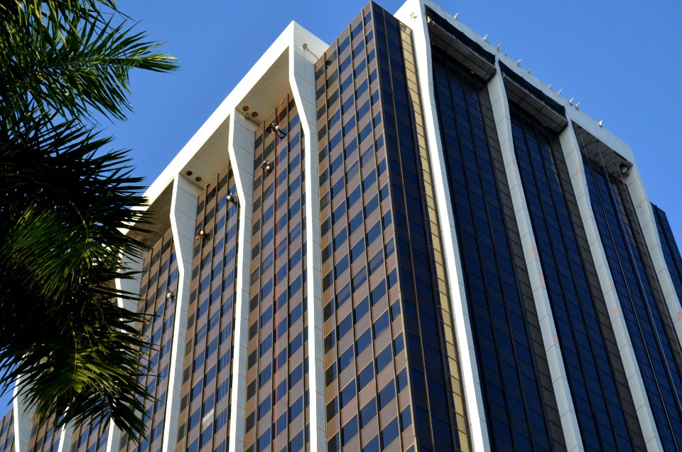 Window washers downtown Miami One Biscayne Tower
