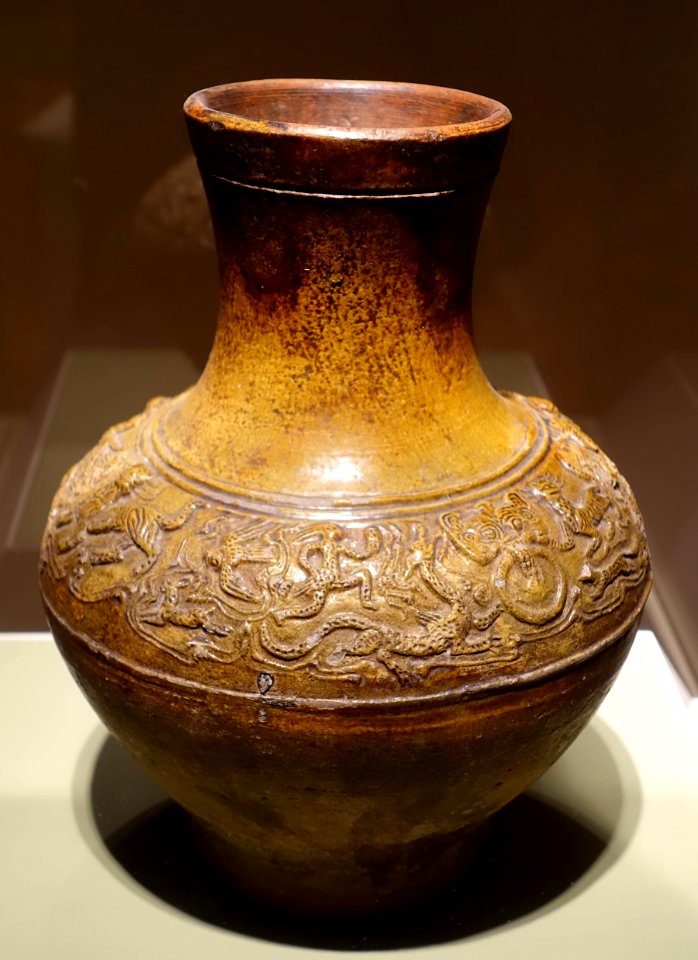 Wine storage vessel (hu) with false handles and mythical animals, Shaanxi or Henan province, China, late Western Han dynasty, 1st century BC, earthenware - Portland Art Museum - Portland, Oregon - DSC08637