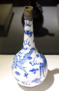 Wine vase - Royal ceramic, Nguyen dynasty, 19th century AD - Vietnam National Museum of Fine Arts - Hanoi, Vietnam - DSC05311