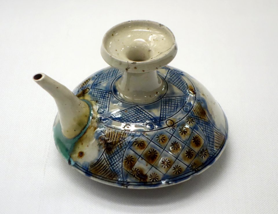Wine Bottle with Spout, Tsuboya ware, Okinawa Main Island, Second Sho Dynasty, Ryukyu Kingdom, 19th century, ceramics - Tokyo National Museum - DSC05431