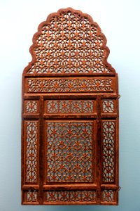 Window lattice, Pakistan, Lahore, 19th century AD, wood - Linden-Museum - Stuttgart, Germany - DSC03886
