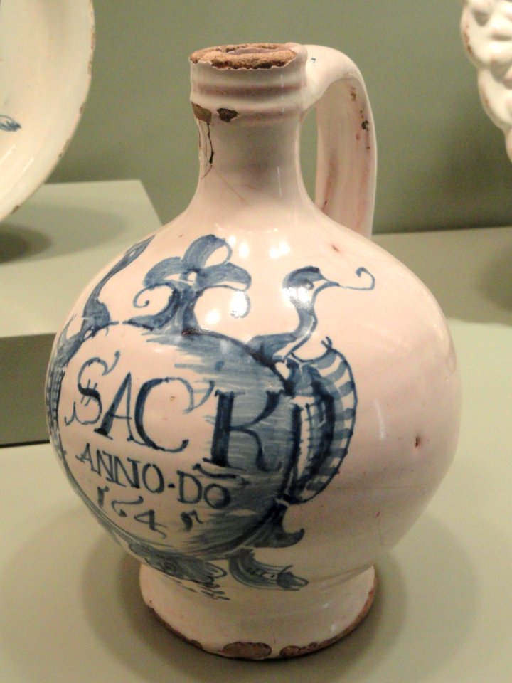 Wine Bottle, dated 1645, London, tin-glazed earthenware - Gardiner Museum, Toronto - DSC01242