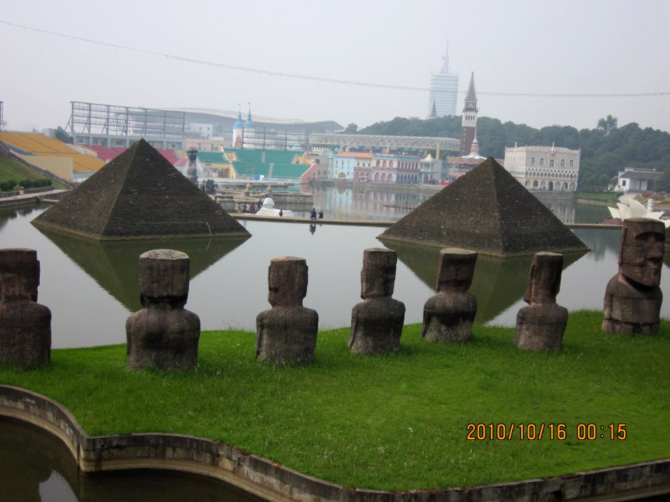 Window of the World 16