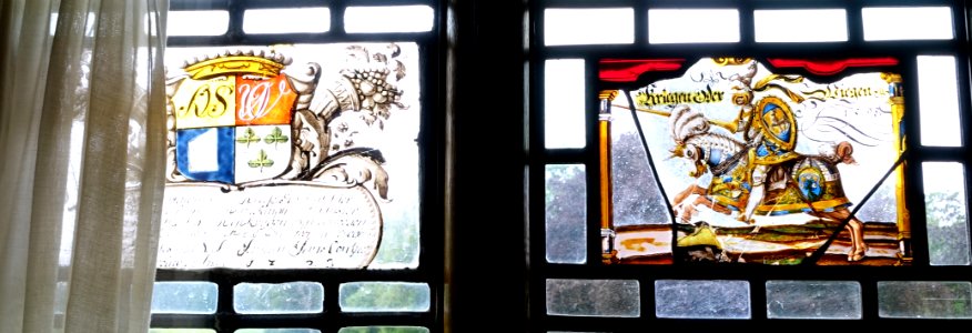 Window panels, 1723 and 1598, stained glass - Packwood House - Warwickshire, England - DSC08942