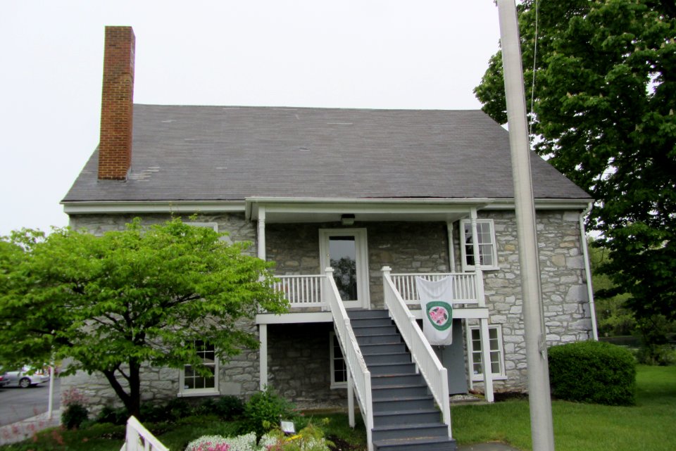 WinchesterVA-AbramsDelight-millhouse-front