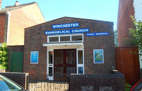 Winchester Evangelical Church, St Catherine's Road, Winchester (June 2019) (2)