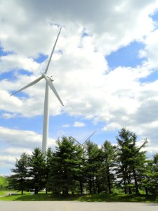 Wind turbines - Mount Wachusett Community College - DSC00913