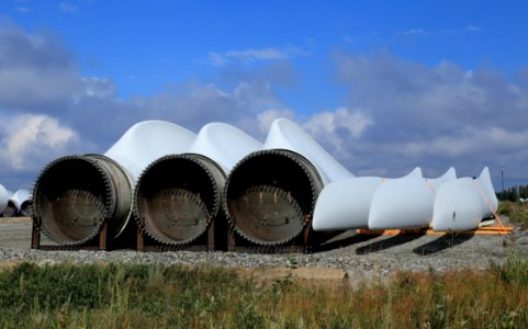 Wind turbine parts Kemi 20160727 02