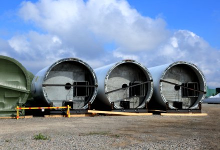 Wind turbine parts Kemi 20160727 01