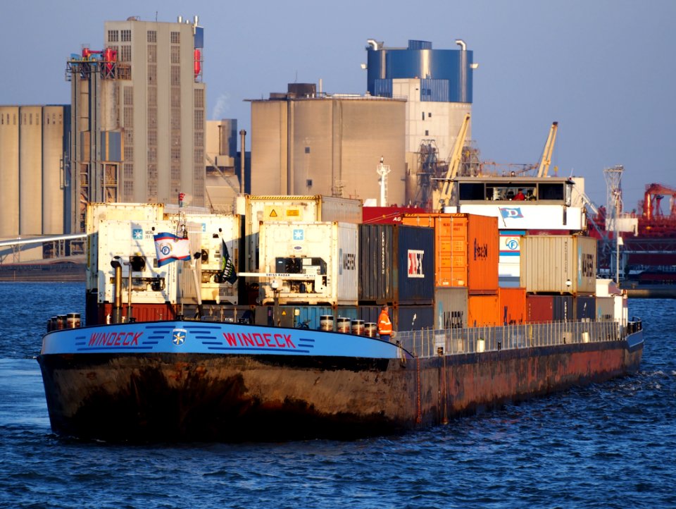 Windeck (ship, 1997), ENI 04033450, Port of Antwerp pic2