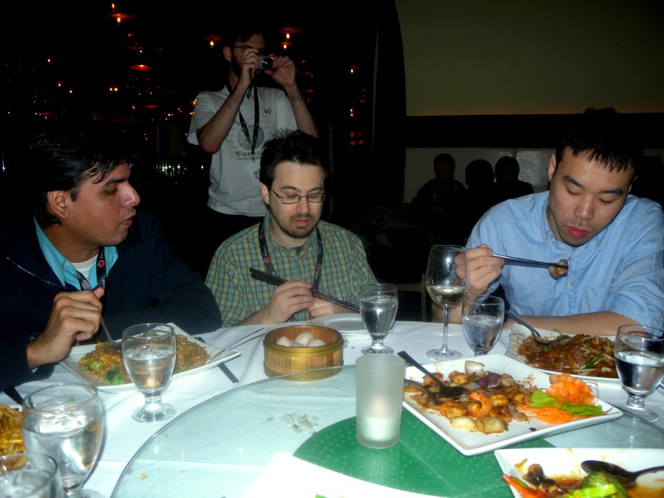Wikidinner Red Egg Richard shutterbug jeh