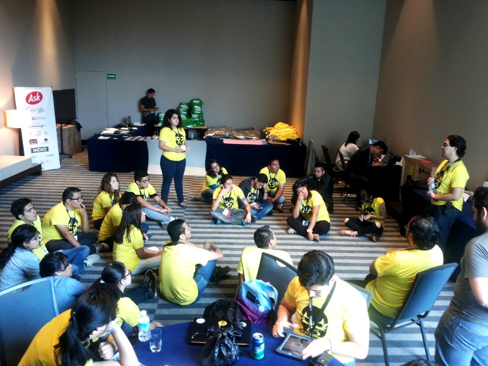 Wikimania 2015-Thursday-Volunteers (6)
