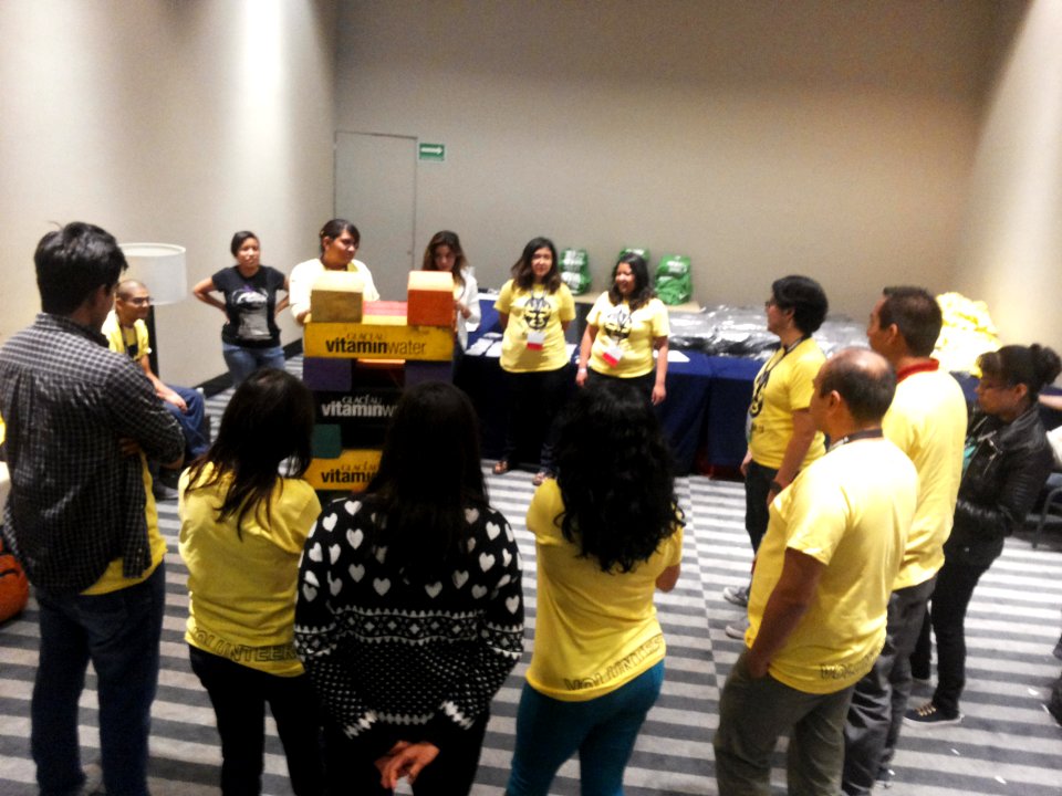 Wikimania 2015-Wednesday-Volunteers play Weasel-Jenga (6)