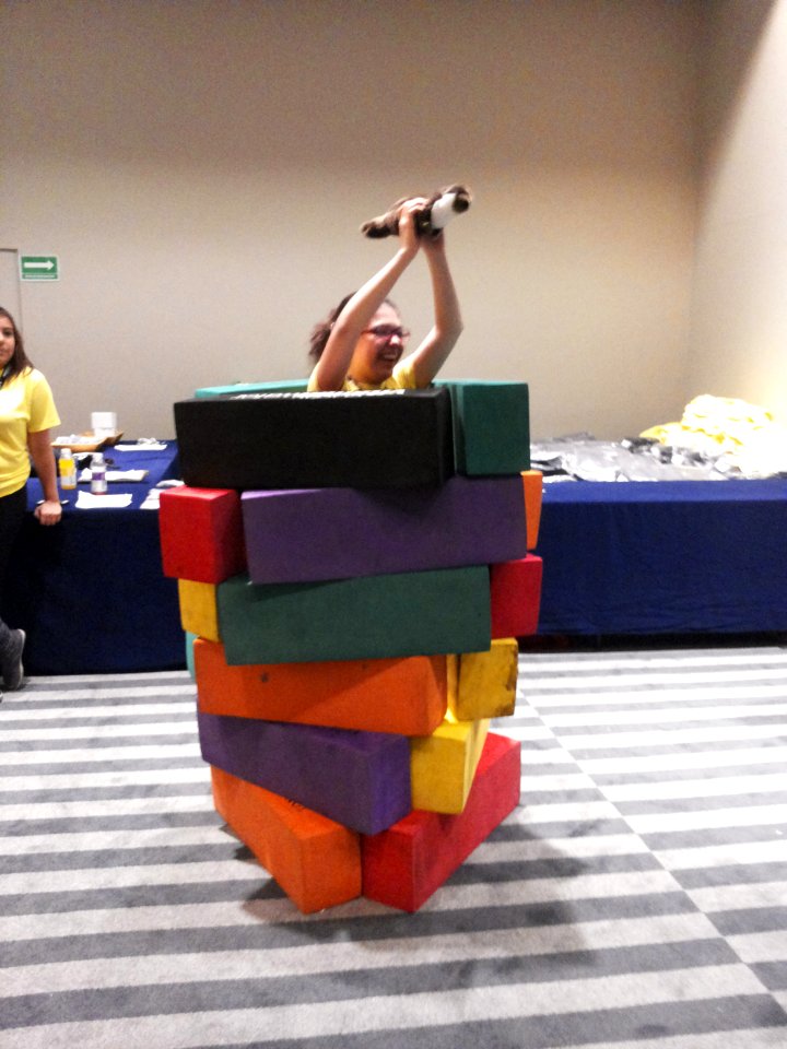 Wikimania 2015-Wednesday-Volunteers play Weasel-Jenga (37)