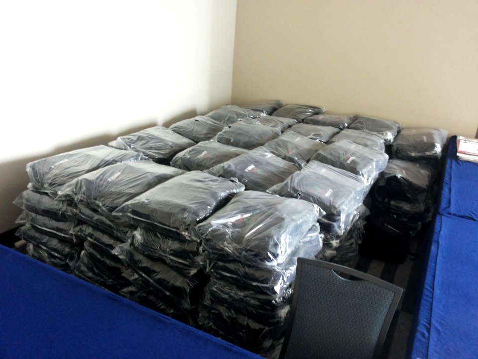 Wikimania 2015-Tuesday-Bags in stock