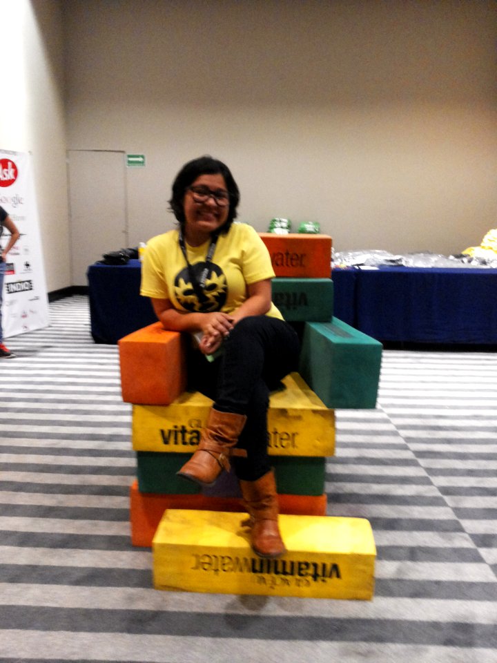 Wikimania 2015-Wednesday-Volunteers play Weasel-Jenga (38)