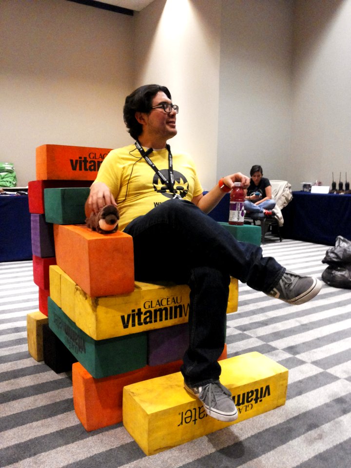 Wikimania 2015-Wednesday-Volunteers play Weasel-Jenga (43)