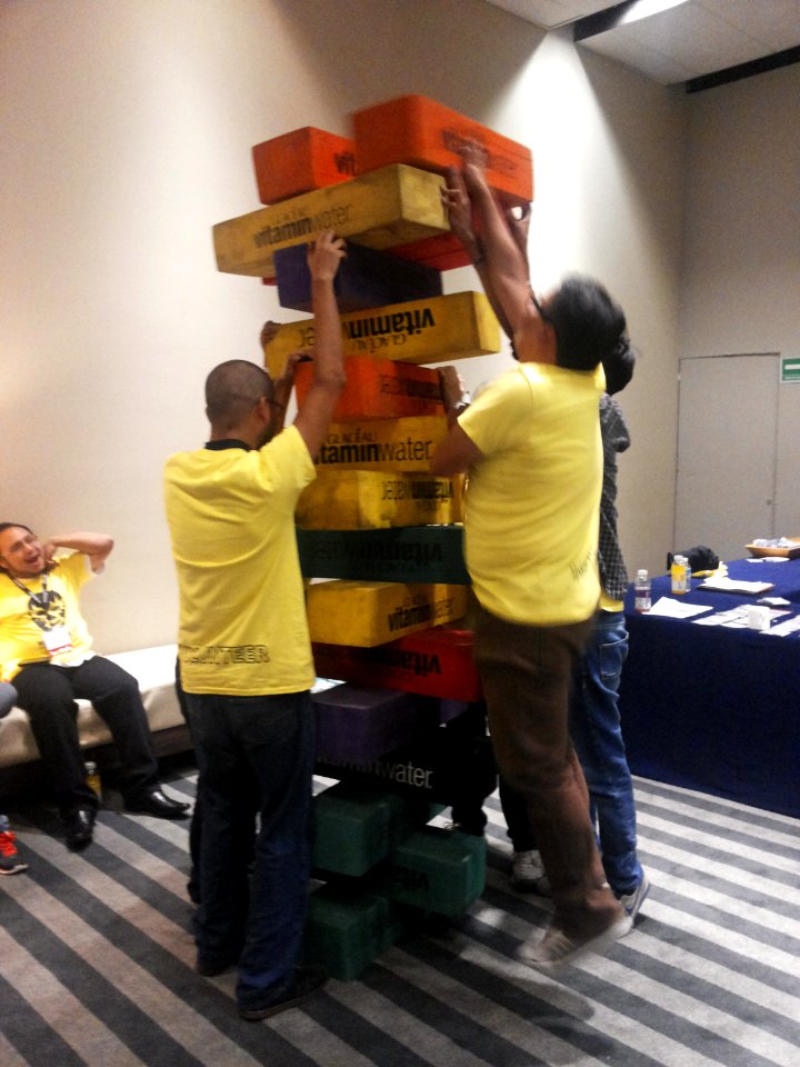 Wikimania 2015-Wednesday-Volunteers play Weasel-Jenga (32)