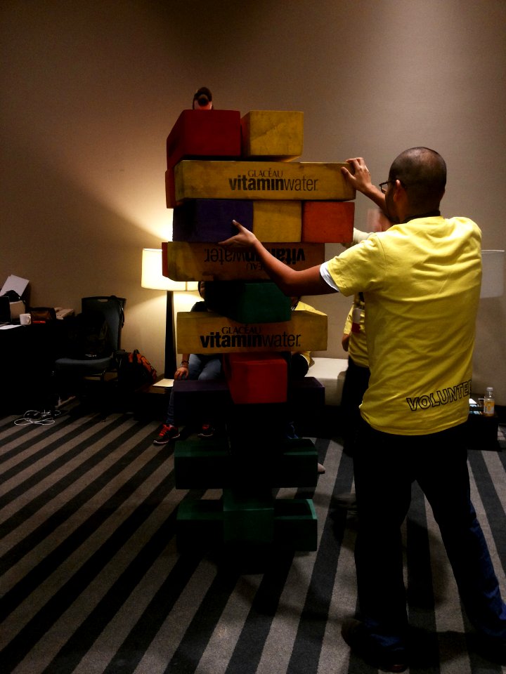 Wikimania 2015-Wednesday-Volunteers play Weasel-Jenga (28)