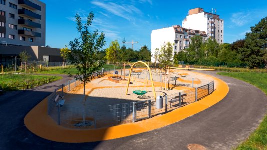 Wien 22 Ladinigpark g