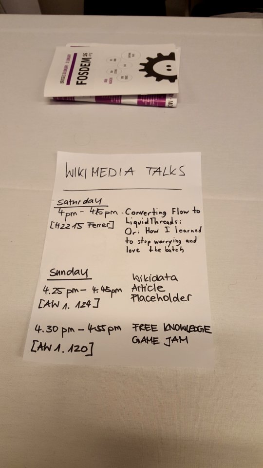 Wikimedia stand FOSDEM 2016 (29)