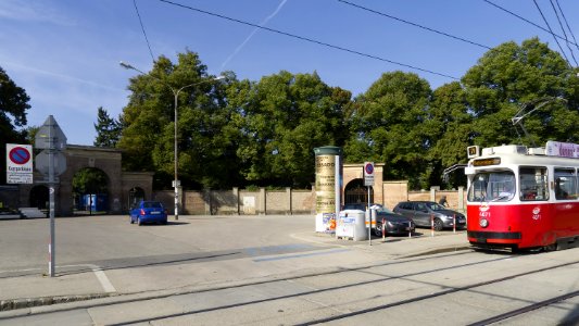 Wien Linie 71 18 Zentralfriedhof 1.Tor a