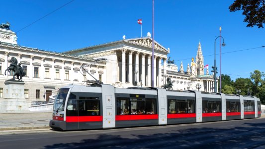 Wien Linie D Parlament a