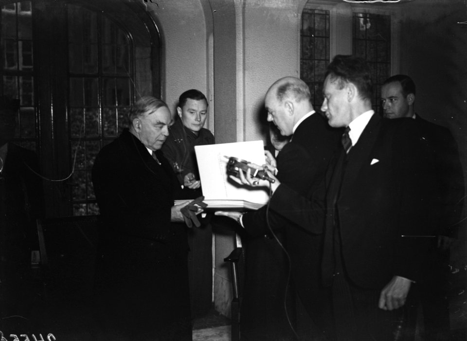 William Lyon Mackenzie King, minister-president van Canada, in het Stadhuis te A, Bestanddeelnr 902-4558