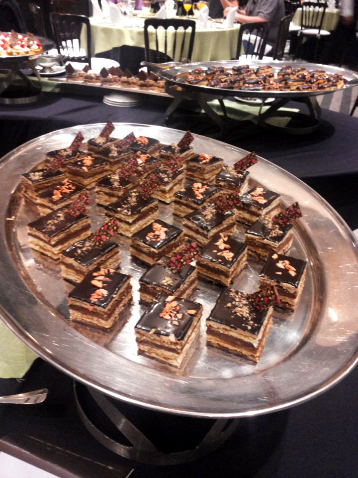 Wikimania 2015-Thursday-Food for hungry Hackathon people (14)