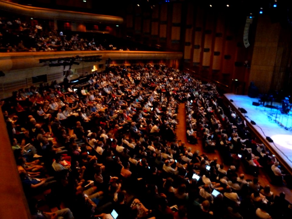 Wikimania 2014 - Barbican Hall - opening evening (3)