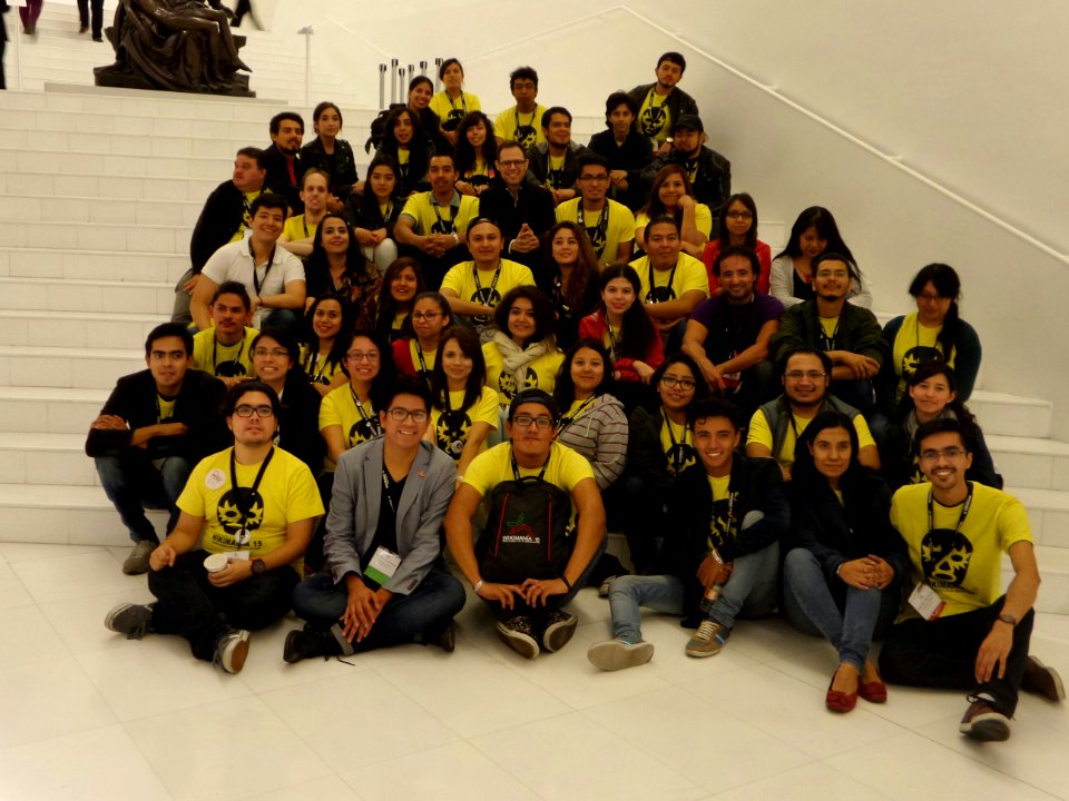 Wikimania 2015-Saturday-Group photo of volunteers at the Museo Soumaya reception