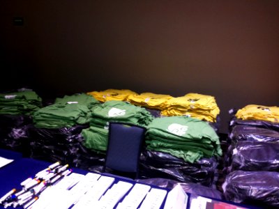 Wikimania 2015-Wednesday-Backpacks and shirts in stock