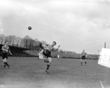 Willem II tegen EBOH 7-0, Bestanddeelnr 906-2479