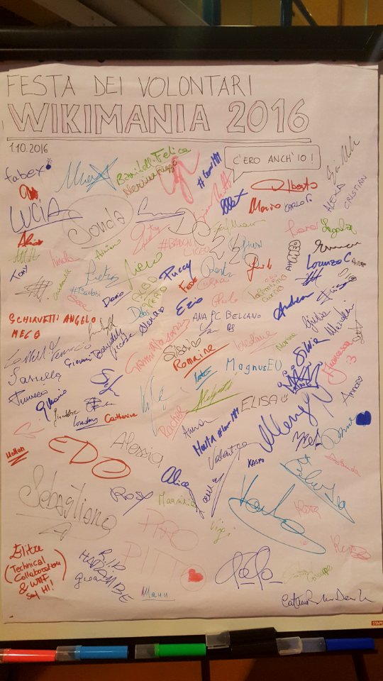 Wikimania 2016-Afterparty volunteers (13)