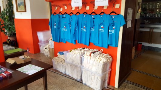 Wikimania 2016-Bags and t-shirts for participants