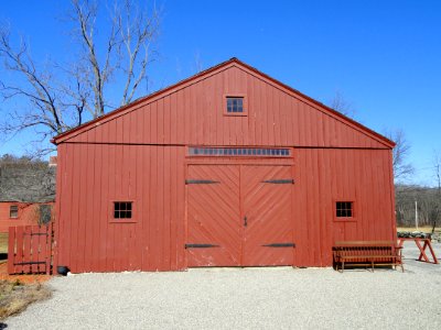 Willard House and Clock Museum barn - North Grafton, MA - DSC04504