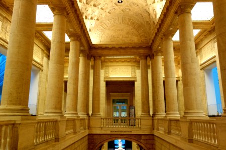 Wilbur Grand Staircase - Asian Art Museum of San Francisco - DSC01666