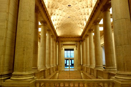 Wilbur Grand Staircase - Asian Art Museum of San Francisco - DSC01665