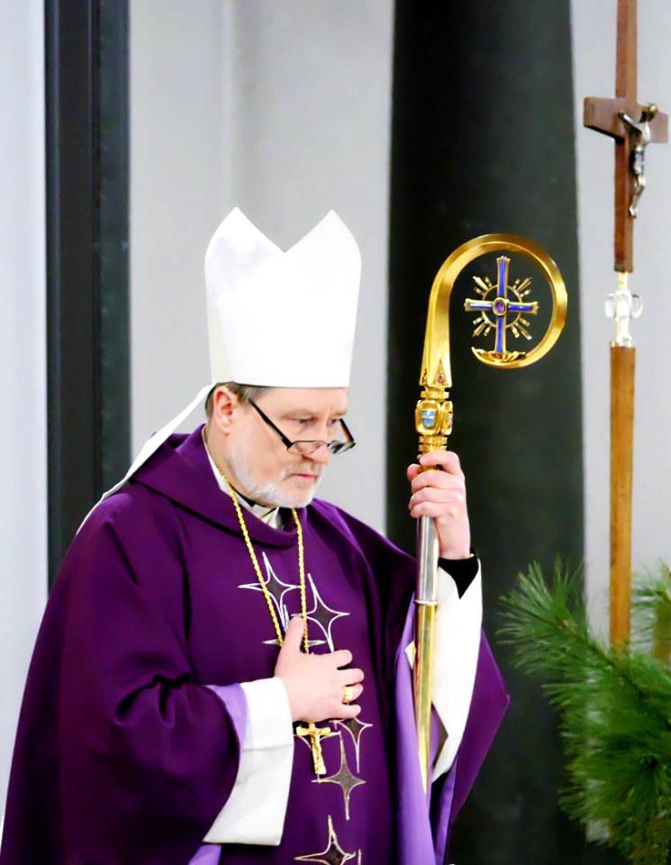Weihbischof.Heinrich.Gottesdienst.Advent.2016