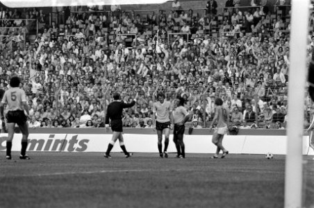 Wereldkampioenschap voetbal 1974 Nederland tegen Uruguay 2-0 spelmomenten, Bestanddeelnr 927-2600