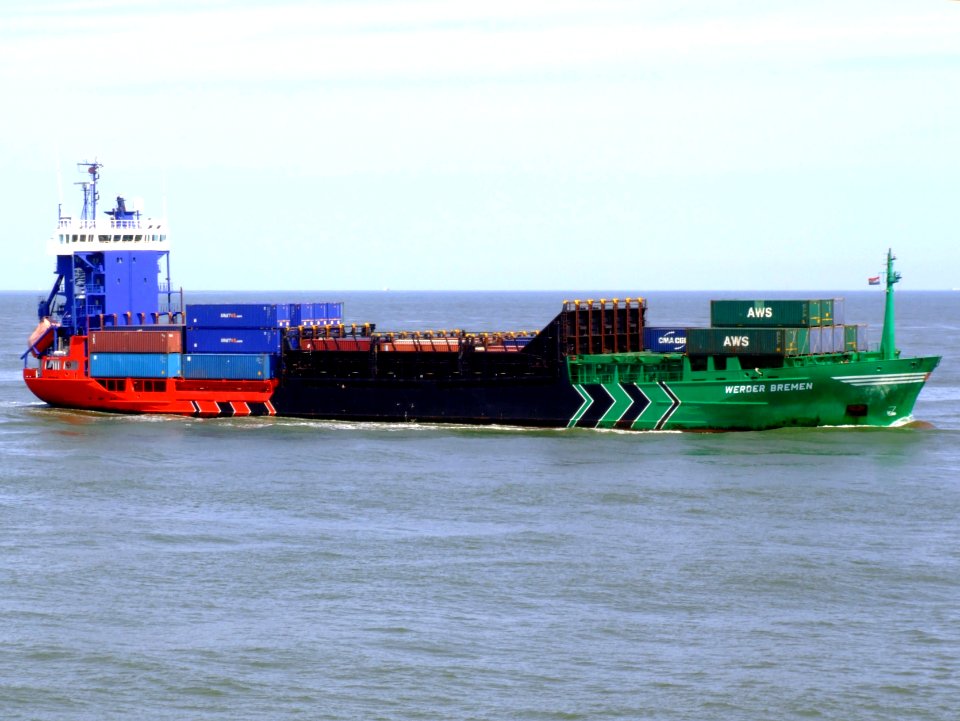 Werder Bremen p4 approaching Port of Rotterdam 08-Jul-2007