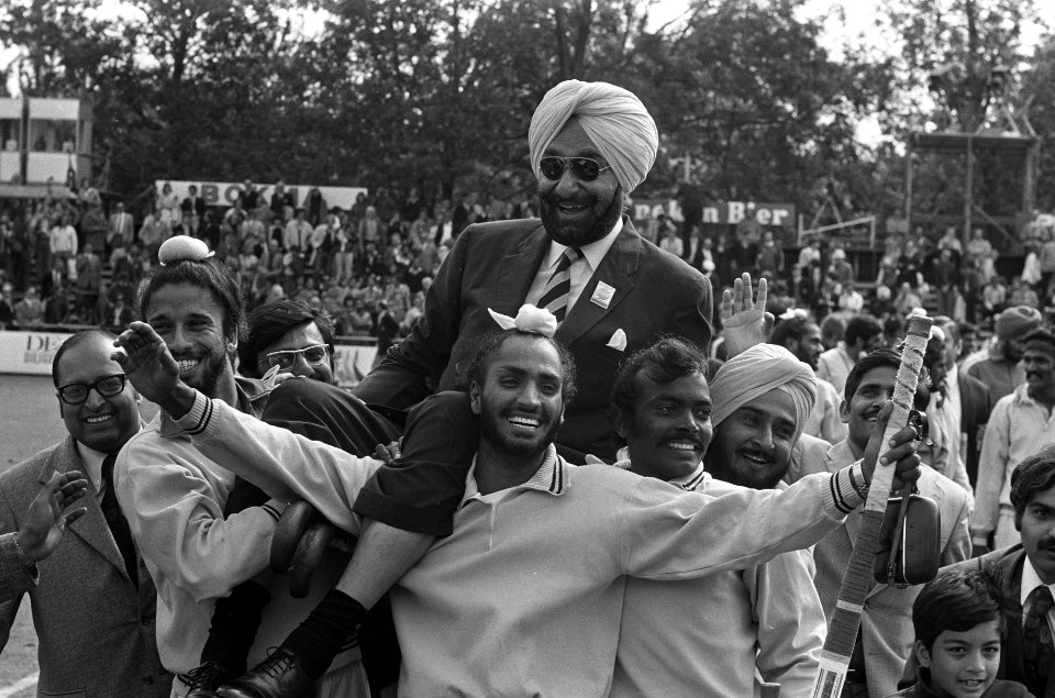 Wereldbeker Hockey halve finale, India tegen Pakistan 1-0 Ambassadeur van India , Bestanddeelnr 926-6502