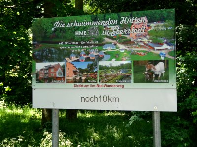 Werbetafel in Niederroßla
