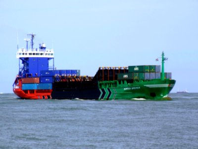 Werder Bremen p2 approaching Port of Rotterdam 08-Jul-2007