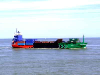 Werder Bremen p5 approaching Port of Rotterdam 08-Jul-2007