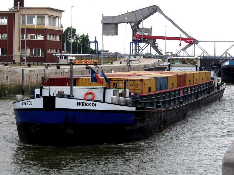 Were Di - ENI 06001770, Van Cauwelaertsluis, Port of Antwerp pic4