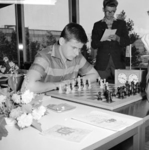 Wereldjeugdkampioenschappen schaken. Van Hart (Tsjechoslowakije), Bestanddeelnr 912-8470